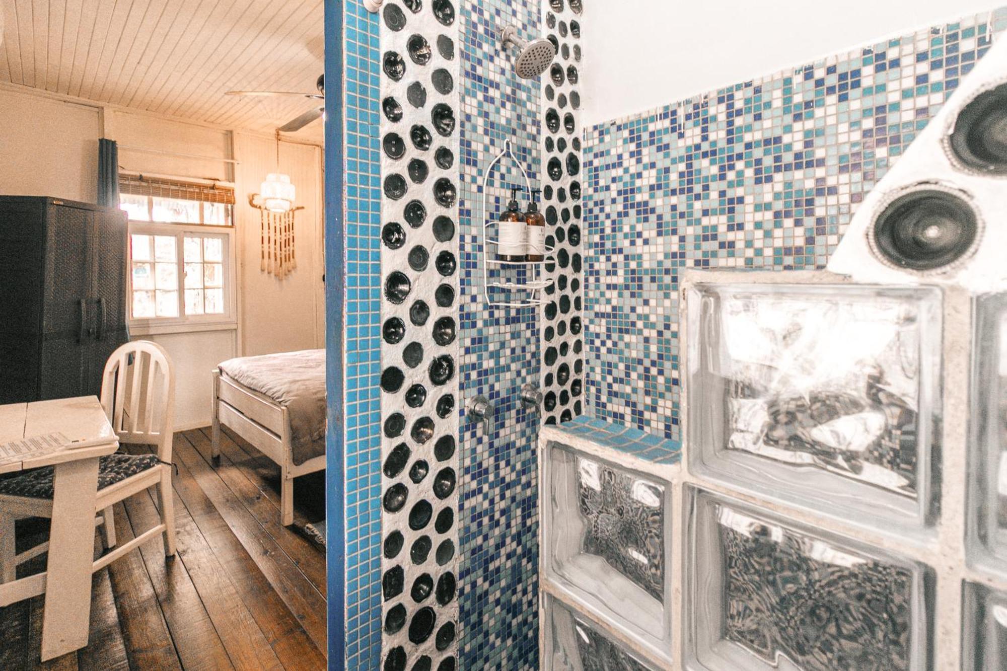 Saigon Bay Bed & Breakfast Bocas del Toro Exterior foto