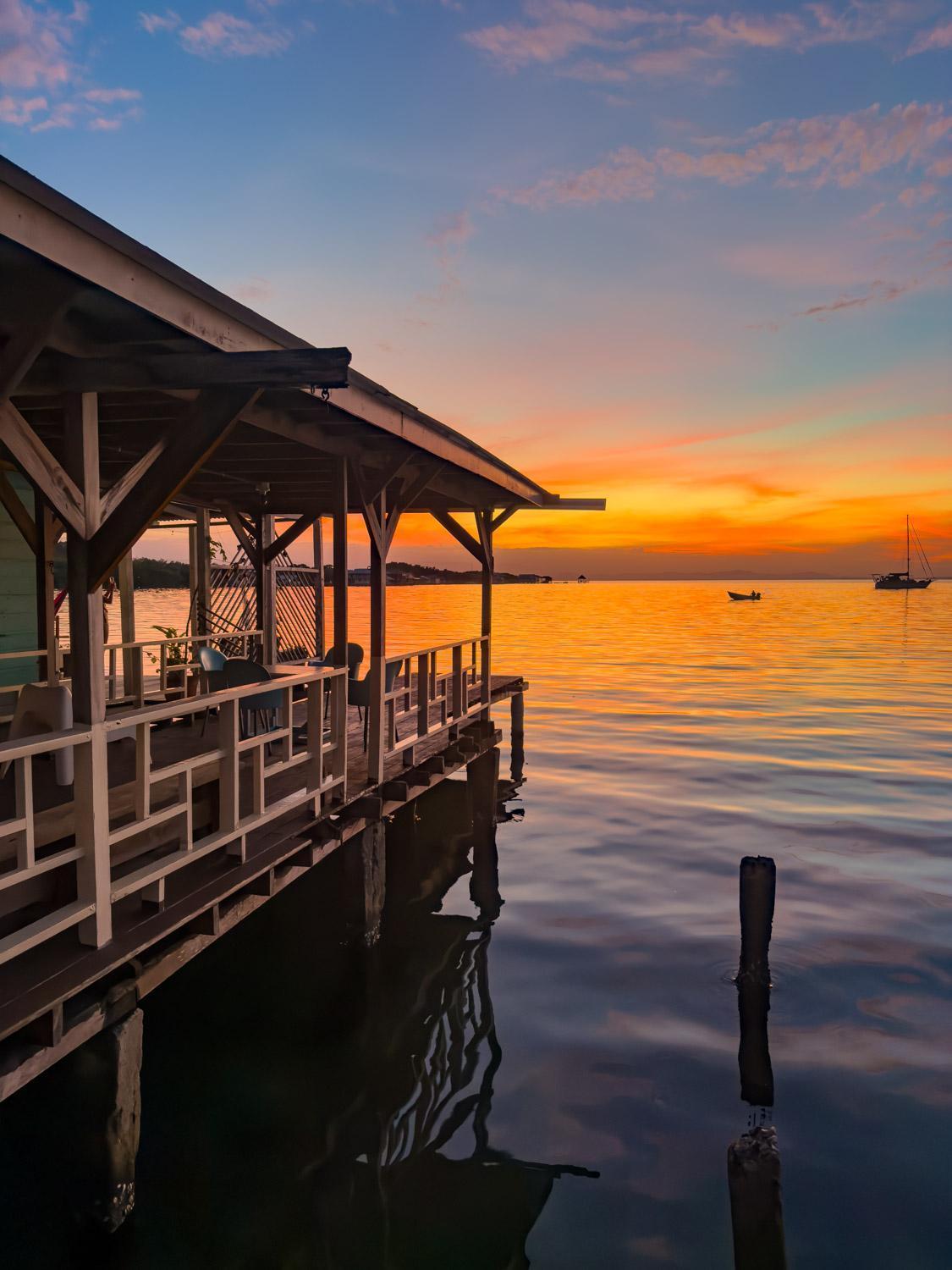 Saigon Bay Bed & Breakfast Bocas del Toro Quarto foto