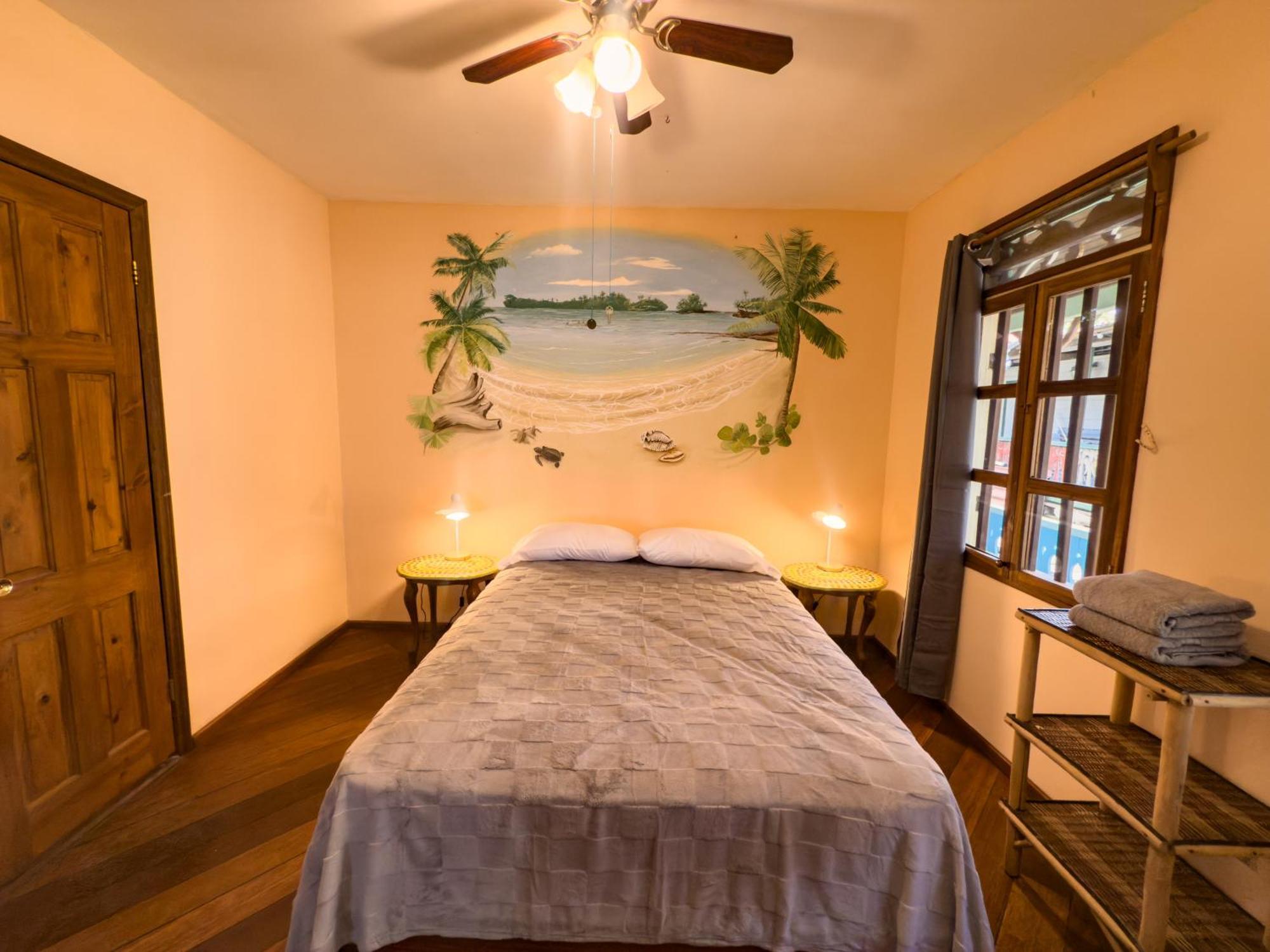 Saigon Bay Bed & Breakfast Bocas del Toro Quarto foto